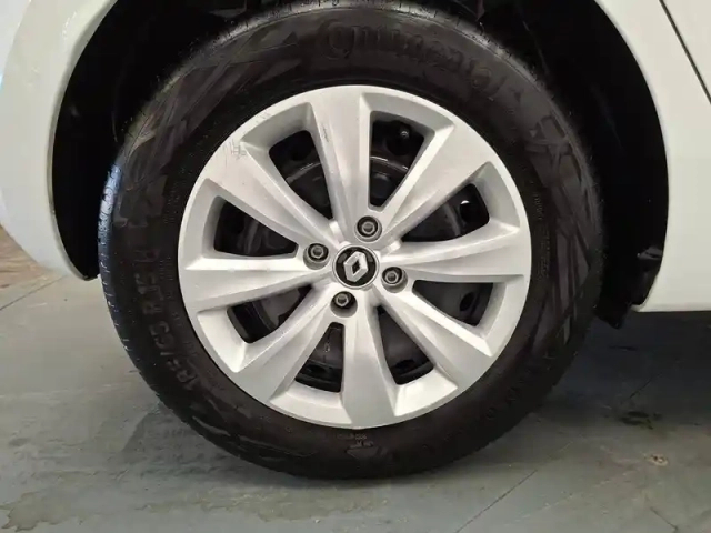 Renault Clio sce 65 — photo 19