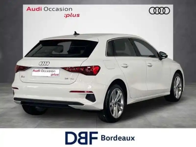 Audi A3 35 tdi 150 s tronic 7 business line — photo 5