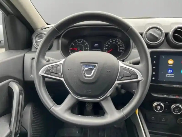 Dacia Duster 1.0 eco-g 100ch  journey 4x2 — photo 12