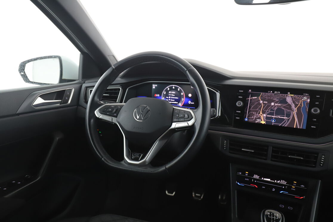 Volkswagen Polo 1.0 TSI R-Line — photo 12