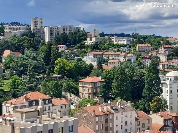Coup de coeur pour ce T3 de 71 m2 centre 2