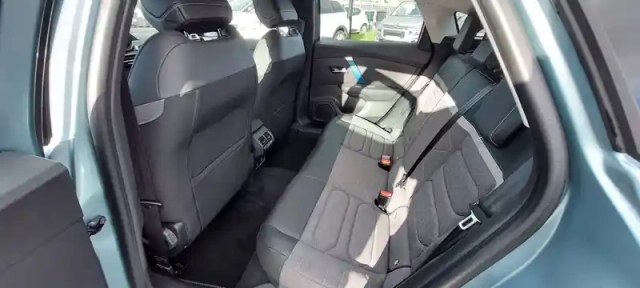 Citroën C4 e- 136 ch automatique — photo 42