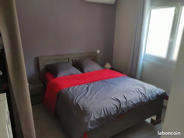 Loue chambre chez habitant