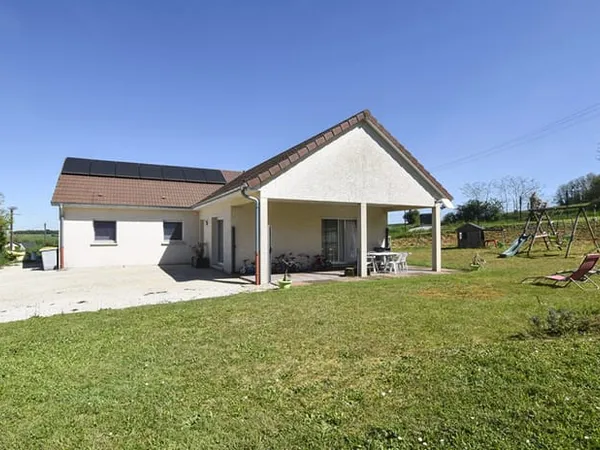 Pavillon T5 de plain pieds à Ougney 110 m2