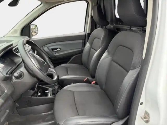 Renault Express Van 1.5 blue dci 95ch confort 22 — photo 11