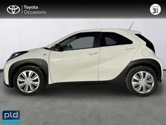 Toyota Aygo X 1.0 vvt-i 72ch dynamic — photo 3