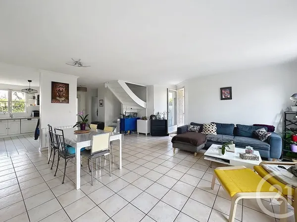 Maison 5 pièces 159 m²