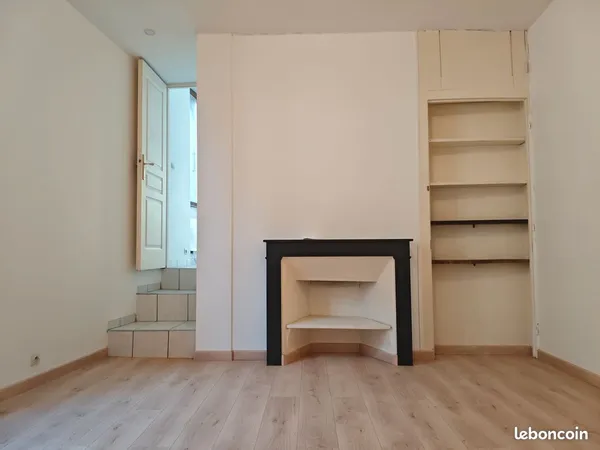 Duplex - RDC + 1er étage »