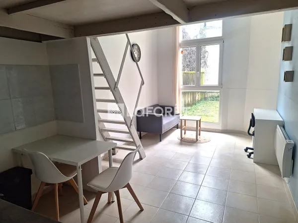 Studio 1 pièce 31 m²