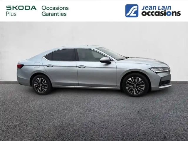 Skoda Superb berline 2.0 tdi 150 ch scr dsg7 — photo 4