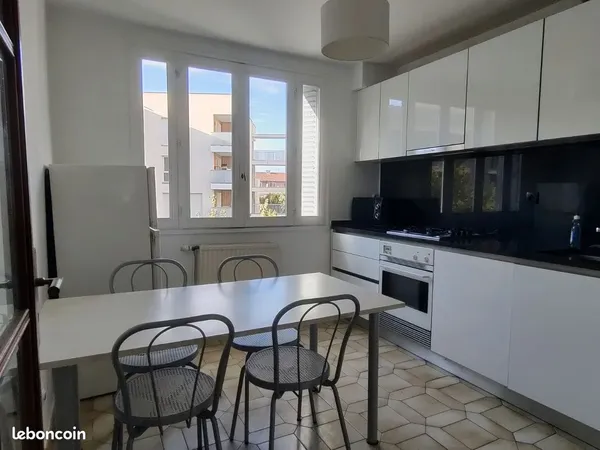 Appartement T3 en colocation