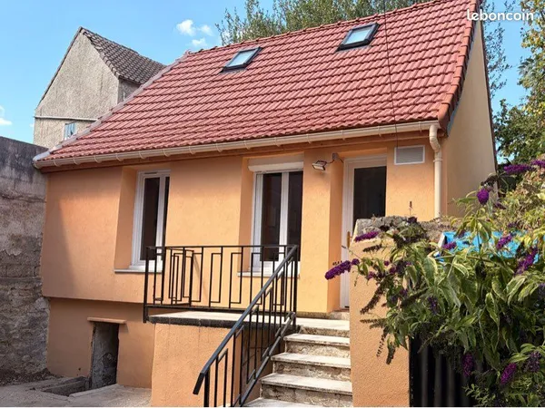 Maison indépendante meublée avec jardin privatif - Issou