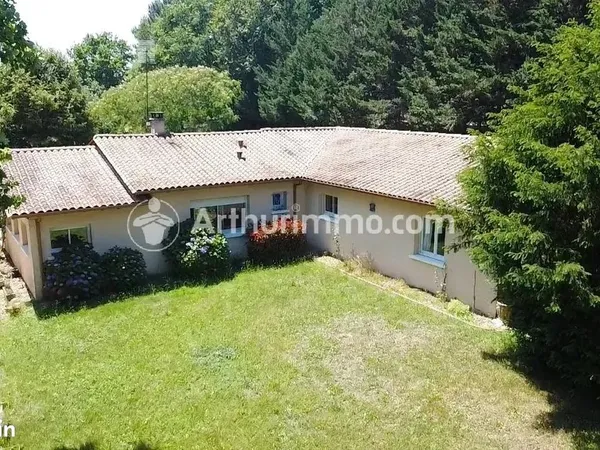 Propriété 4 pièces 110 m²