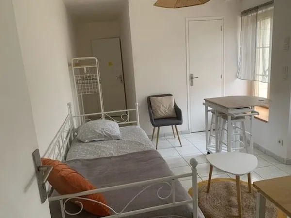 Studio 1 pièce 30 m²