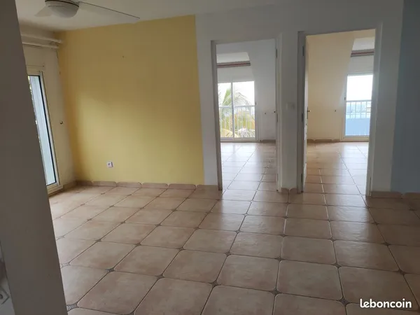 A louer bel appartement f3 au tampon