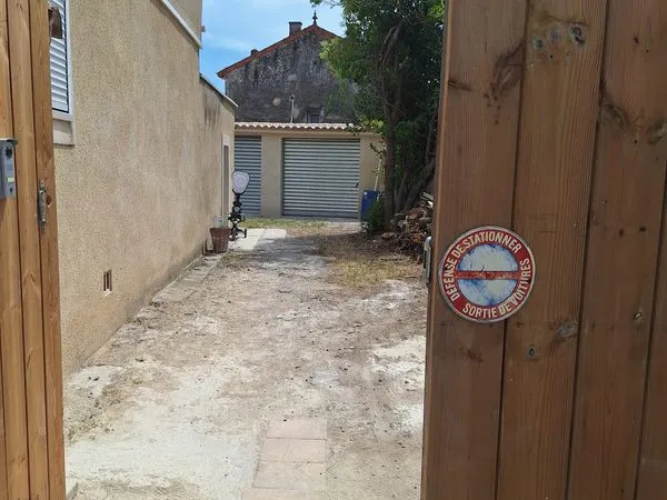 Garage à vendre