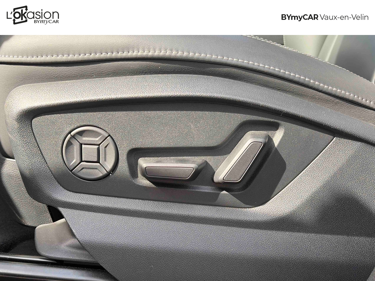 Audi Q8 60 TFSI e 490 Tiptronic 8 quattro — photo 17