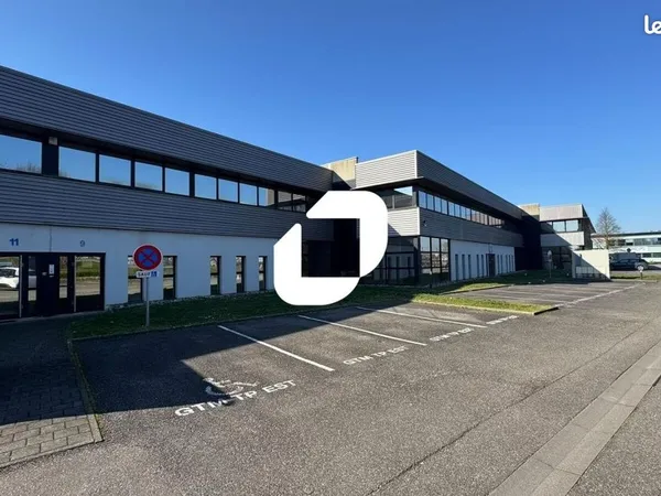 Bureaux 117 m²