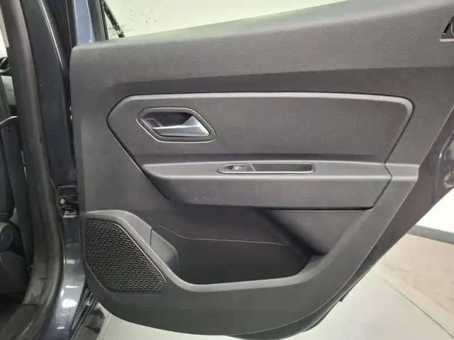 Dacia Duster blue dci 115 4x2 — photo 19