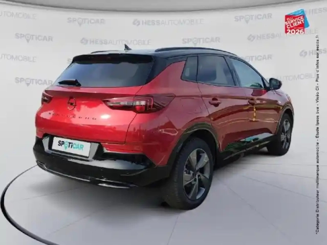 Opel Grandland 1.2 turbo 130ch gs line — photo 12