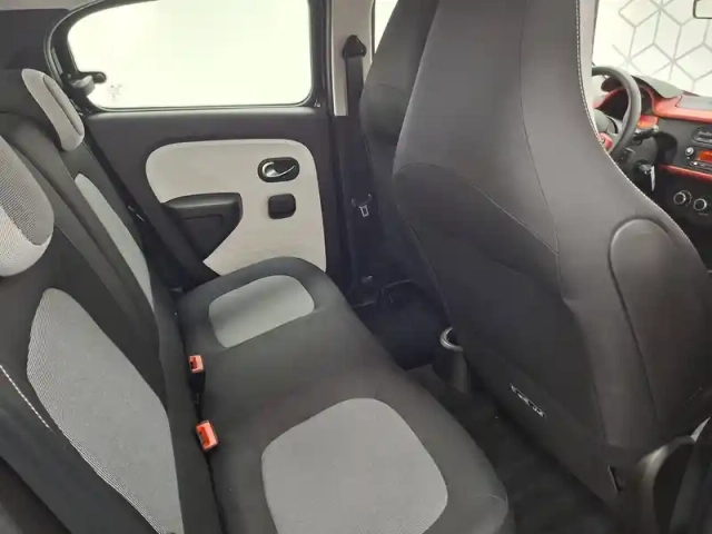 Renault Twingo iii sce 65 - 21 — photo 24