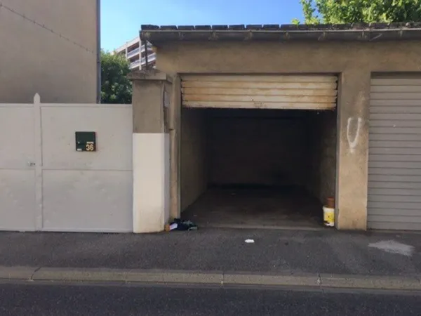 🚗 à louer - garage fermé - bourg-lès-valence