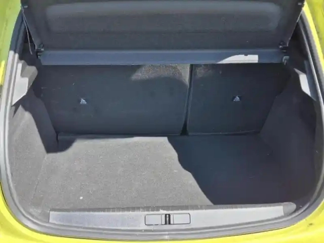 Peugeot 208 1.2 puretech 100ch s&amp;s allure — photo 15