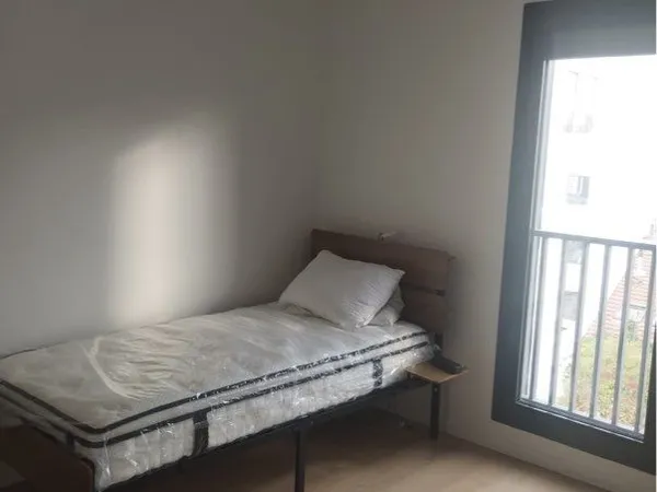 Studio meublé 14m2 à Montreuil (Métro Robespierre)
