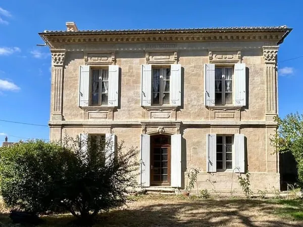 Maison 12 pièces 180 m²