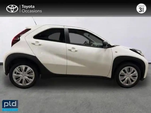 Toyota Aygo X 1.0 vvt-i 72ch dynamic — photo 4