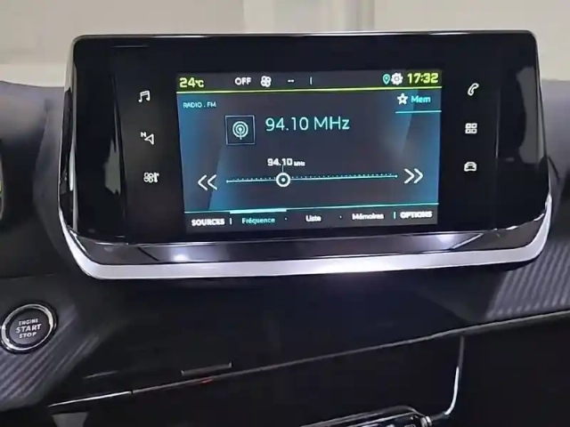 Peugeot 208 electrique 50 kwh 136ch — photo 19