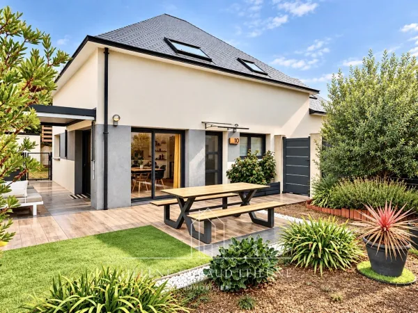 MAISON RÉCENTE - 103 m² - KERVIGNAC