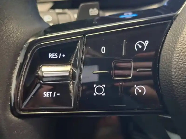 Renault Megane e-tech ev60 130ch optimum charge — photo 35