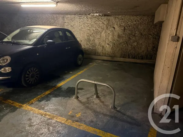 Parking 10 m²