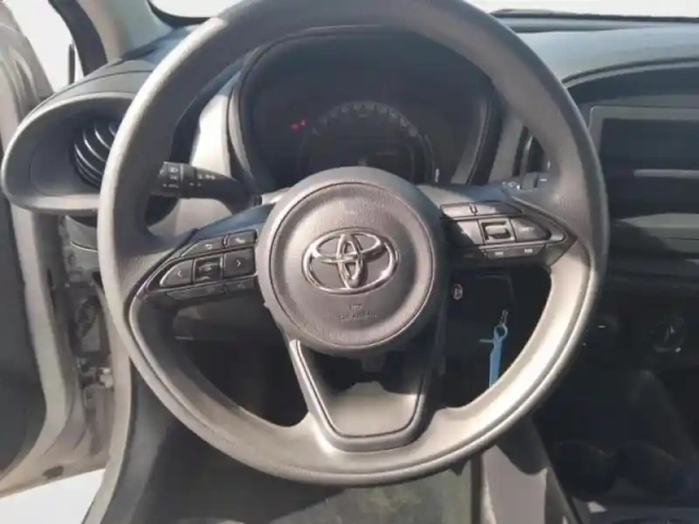 Toyota Aygo X 1.0 vvt-i 72ch active — photo 29