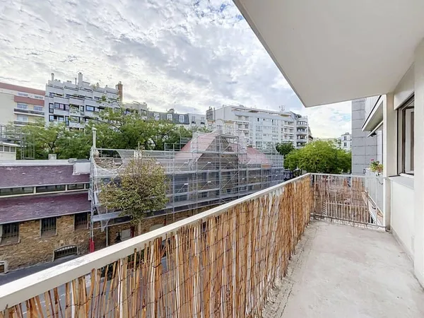 Studio 1 pièce 30 m²