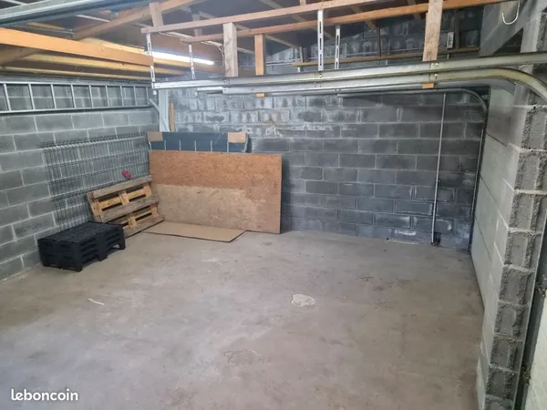 Garage sapin vert wattrelos