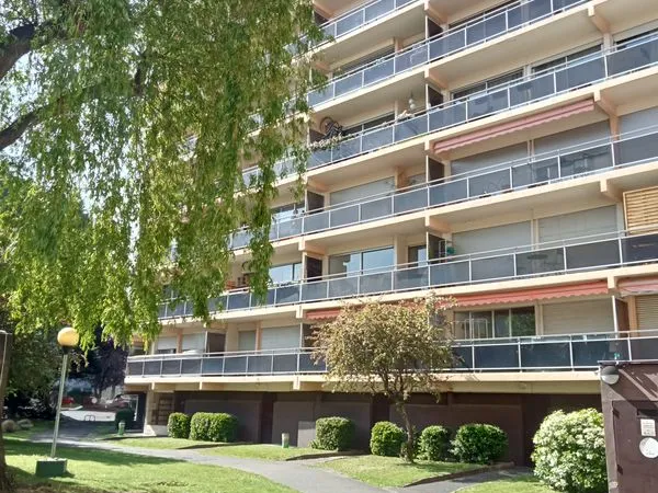 Clermont-fd T3 , 5' Jaude 67 m2 calme, lumineux, garage e