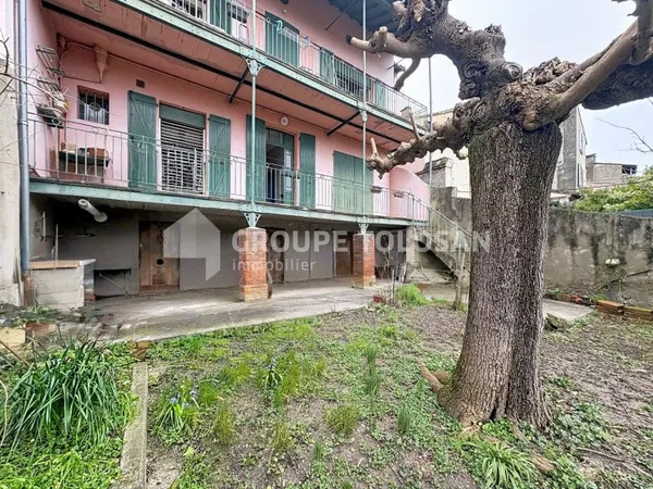 Maison 7 pièces 285 m²