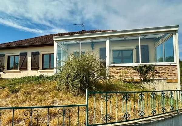 Maison 79 m2 jardin sous-sol 87 m2 - Quartier calme - Chauvigny