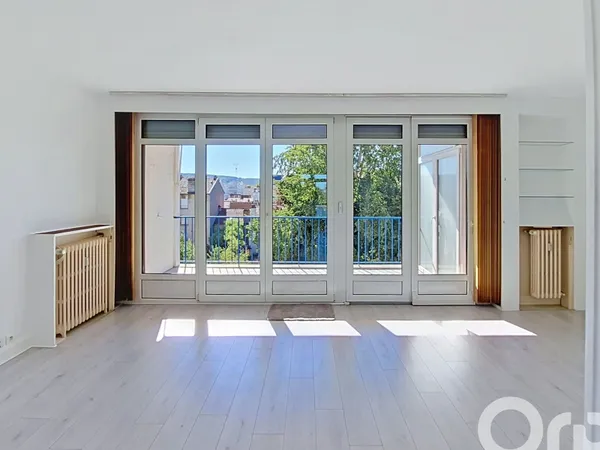 Appartement 5 pièces 96 m²