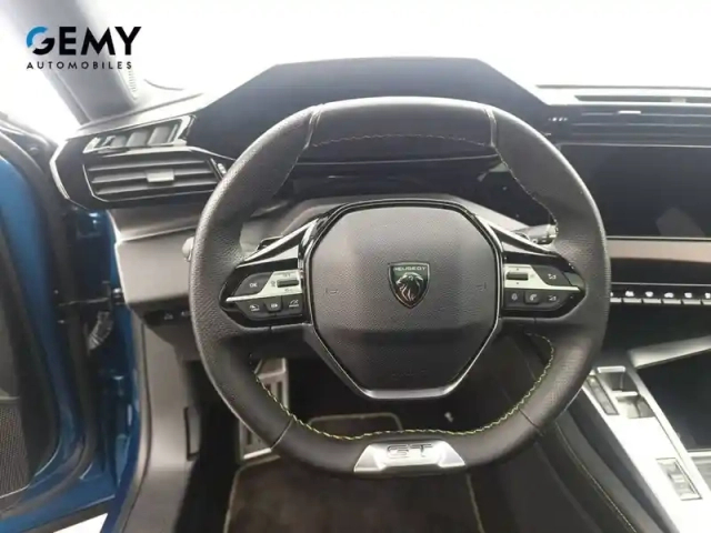 Peugeot 408 phev 225 e-eat8 — photo 13