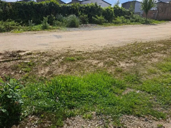 Terrain en individuel 352 m²