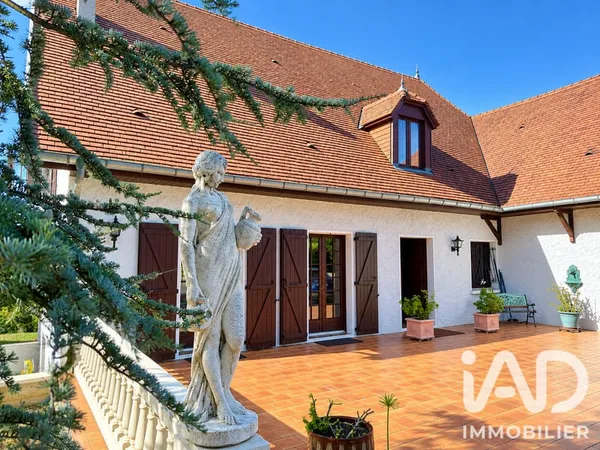 Maison 5 pièces 248 m²