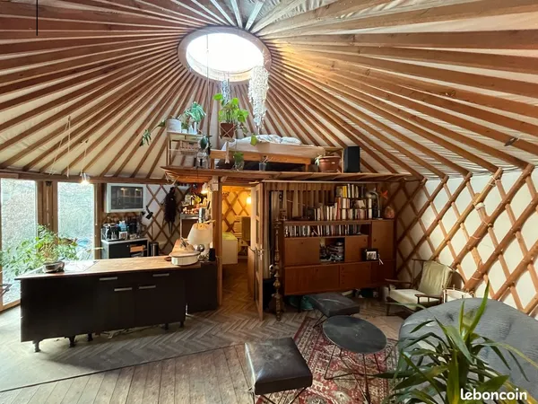 Yourte Contemporaine 7m avec mezzanine tout équipée