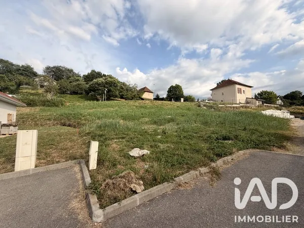 Terrain 722 m²