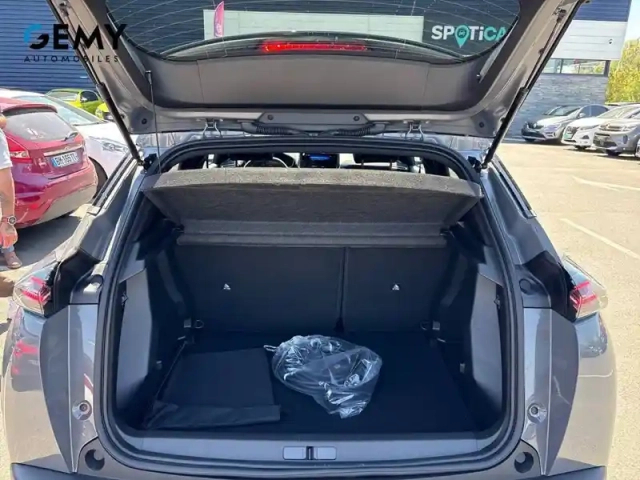 Peugeot 2008 electrique 54 kwh 156 ch — photo 6