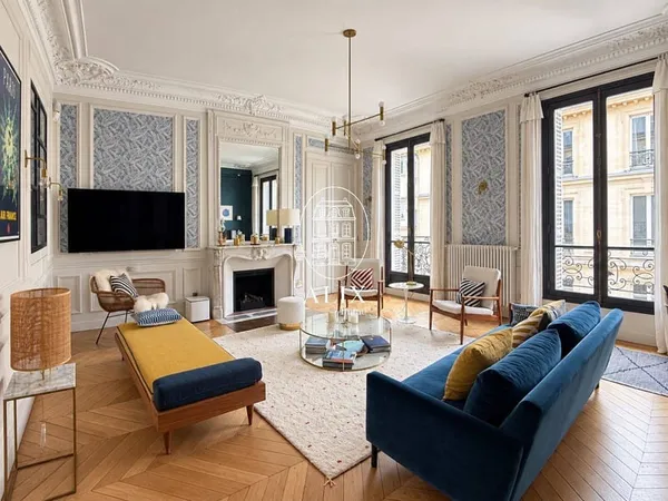 Appartement 6 pièces 147 m²
