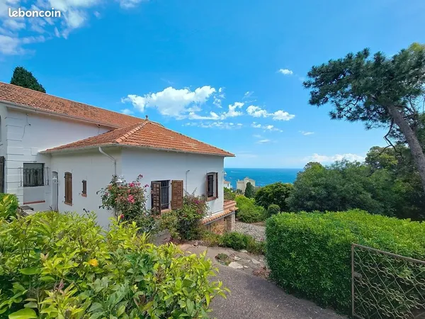 Propriété 5 pièces 100 m²