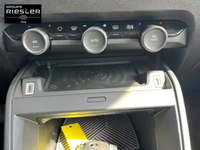 Citroën C4 e- 156 ch autonomie étendue — photo 24